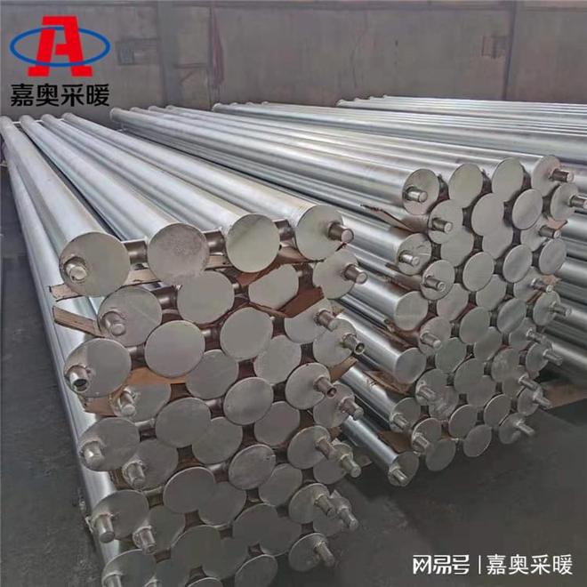 取暖用光排管散热器尊龙凯时网站车间(图1)