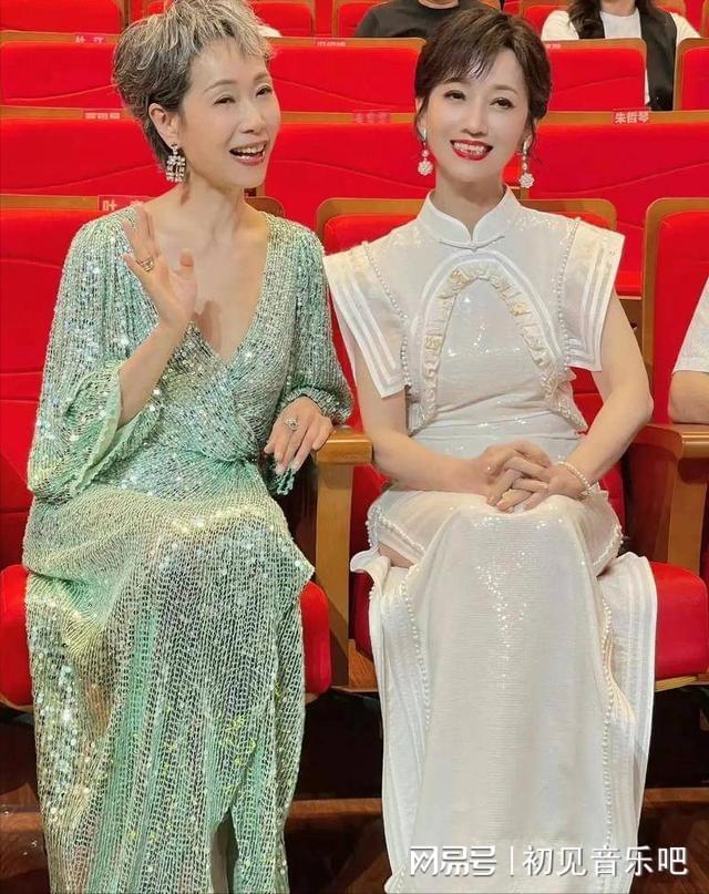 许仙30年后撒糖竟藏惊天秘密z6尊龙网站神仙售后！白娘子